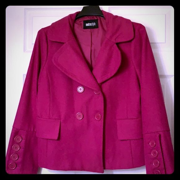 Coat - Picture 1 of 2